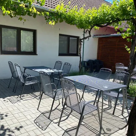 Kanon Guest house *